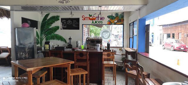 Cache Cache's cozy dining area in San Juan del Sur, Nicaragua