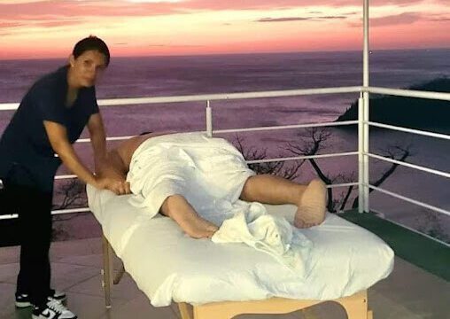 Amalia Massage – Personalized mobile spa services in San Juan del Sur, Nicaragua image of someone receiving a massage