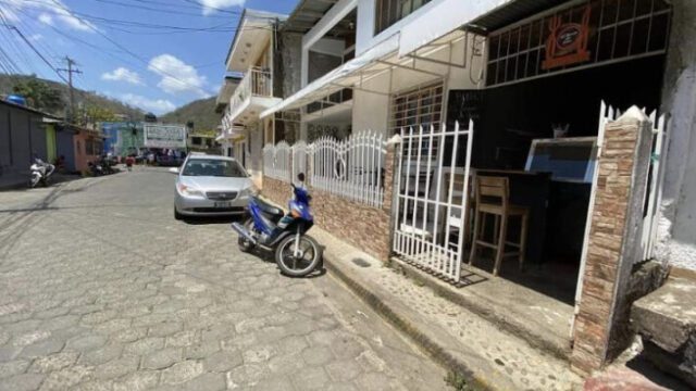 Exterior view of El Sazón de Ana in San Juan del Sur
