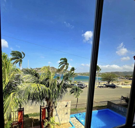 Sunset Restaurant Resort in San Juan del Sur, featuring oceanfront dining with panoramic views of the Pacific Ocean.​