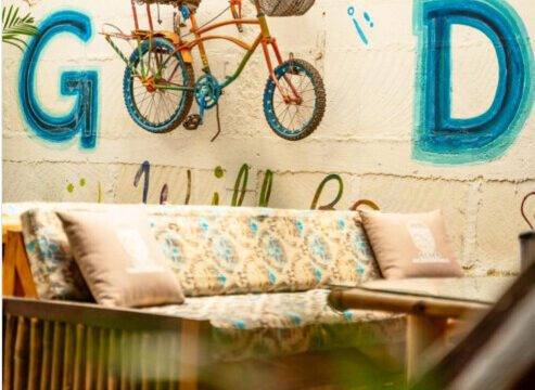 Exterior view of Alma Cafe & Restaurant Israeli Cafe & Restaurant in San Juan del Sur, Nicaragua