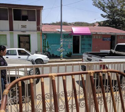 Monica Salon – Professional hair and beauty services in San Juan del Sur, Nicaragua