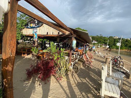 Slaudy Bar Surf Brothers – Beachfront surf bar and restaurant at Playa Remanso, San Juan del Sur, Nicaragua