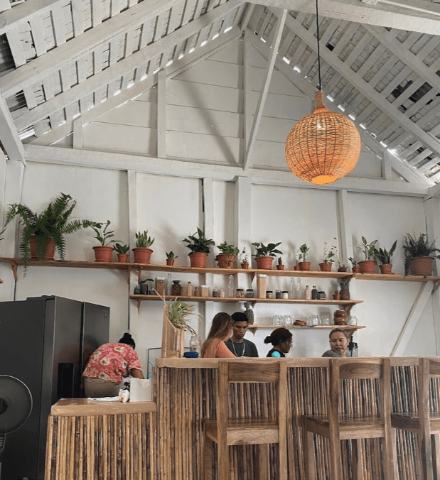 Super Express Convenience Store, SJDS image of interior and staff.