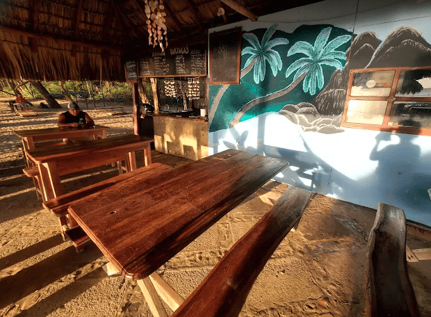 Rancho Las Tortugas view of the bar on the beach