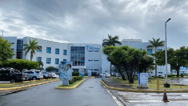 Exterior view of Hospital Vivian Pellas building in Managua, Nicaragua