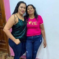 Hands getting nails done in a salon chair at Celia Salon Nails in SJDS