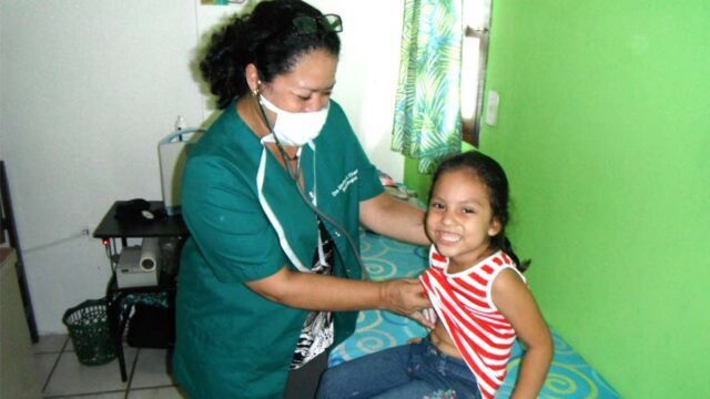 Exterior of Clinica Renacer Rivas dermatology clinic in Rivas, Nicaragua