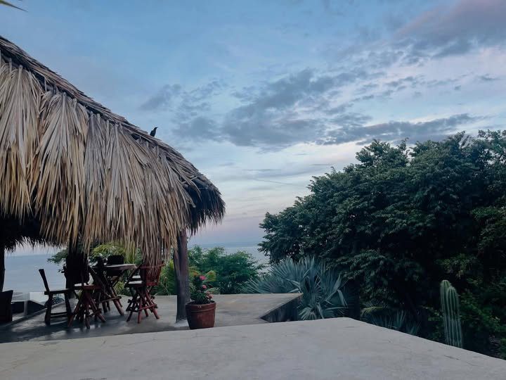 hush massage service at Hush Eco Hotel providing couples and individual massages with ocean views near Playa Maderas, San Juan del Sur