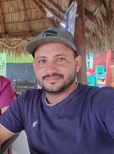 technician rafael appliance repair fixing fridges and washing machines in Nicaragua