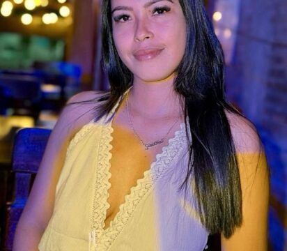 jenny nails escamequita providing manicure, pedicure, and professional nail care services in Escamequita Nicaragua